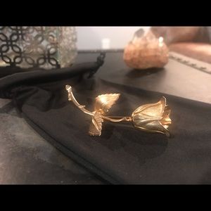 Vintage Giovanni Gold Rose Brooch.